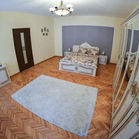 Apartment Luca Poarta Schei Brașov Exterior foto