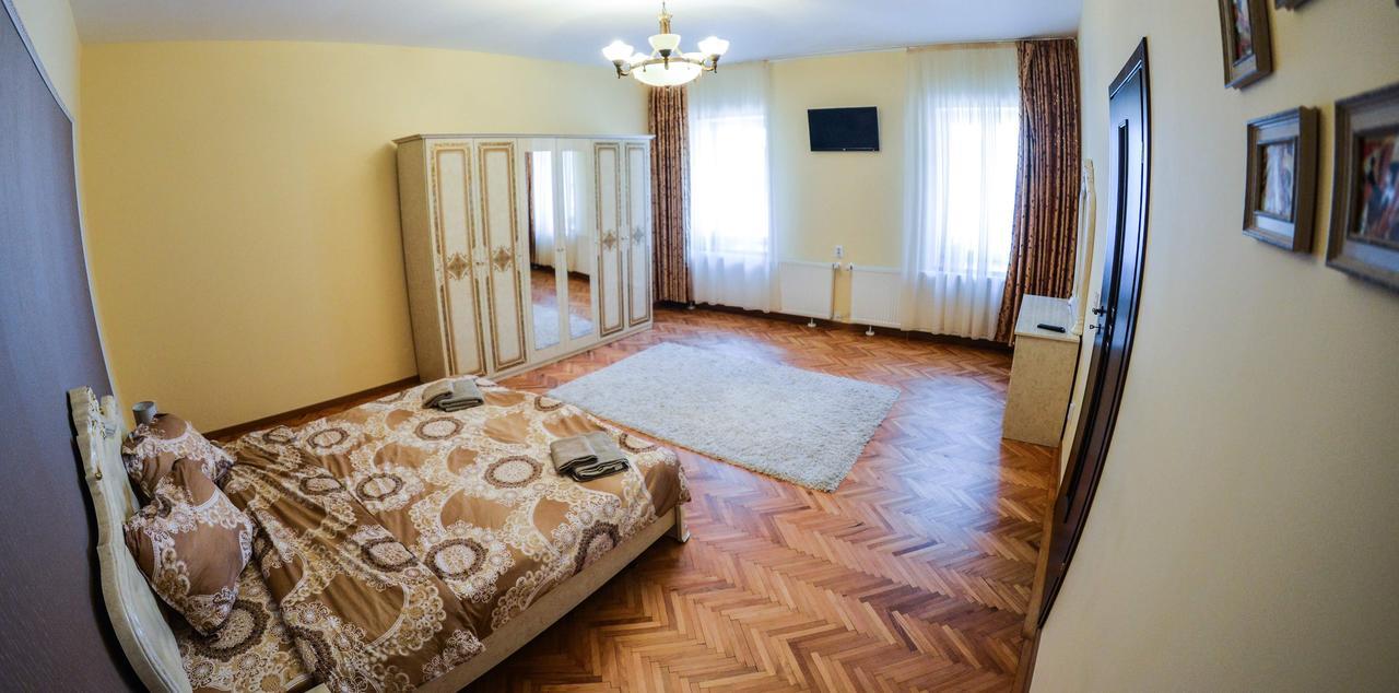Apartment Luca Poarta Schei Brașov Exterior foto