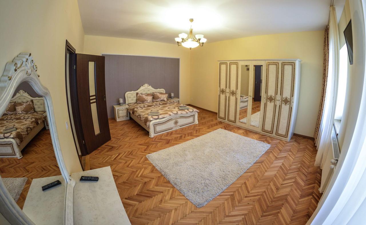 Apartment Luca Poarta Schei Brașov Exterior foto